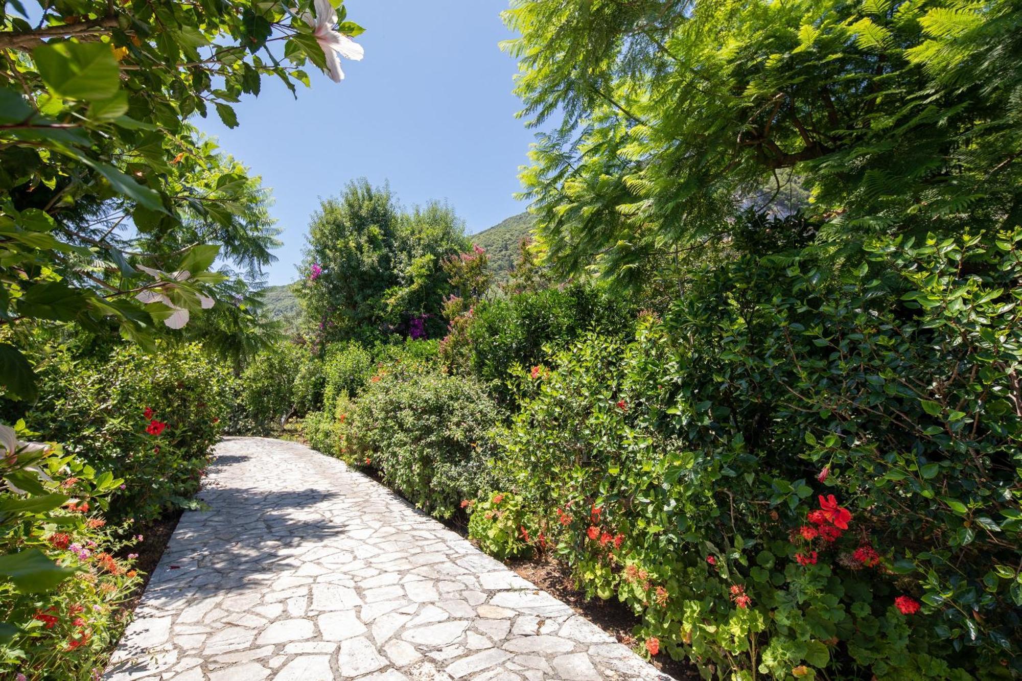 Ionian Garden Villas - Villa Pietra بينيتسيس المظهر الخارجي الصورة